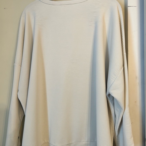 Cable & Gauge Women's Cream Ribbed Blouse - Picture 2 of 14